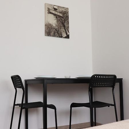ベオグラードApartman Lena Banovo Brdoアパートメント エクステリア 写真